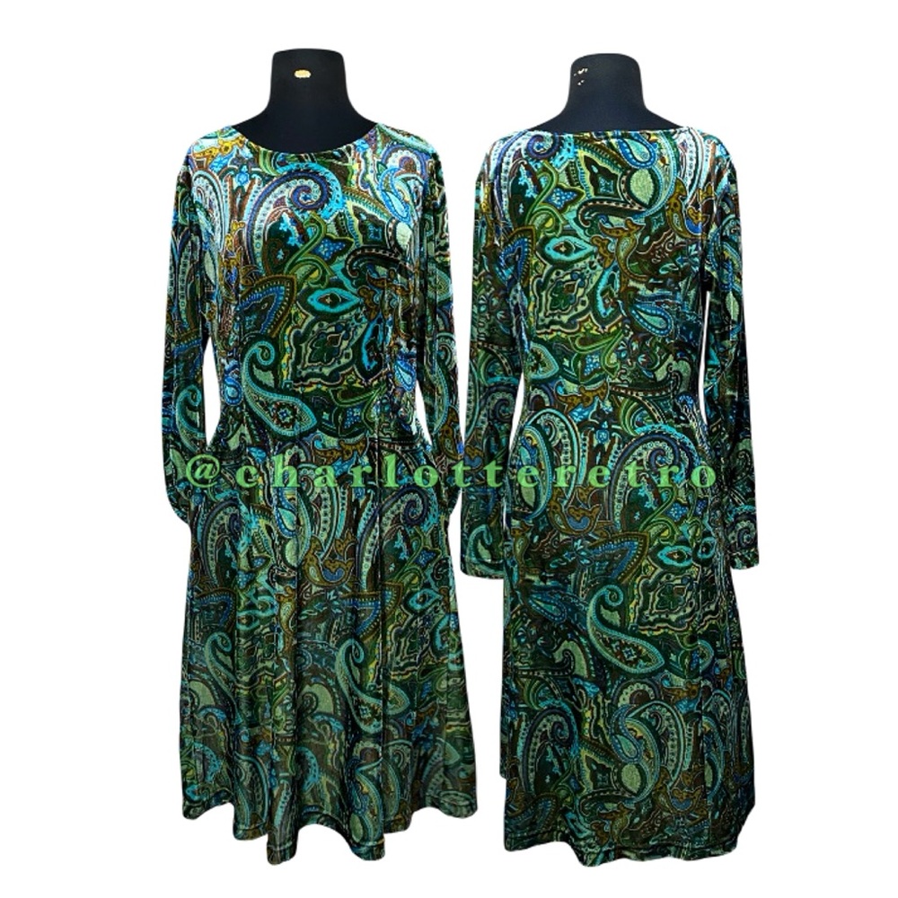 Gayle Burbank Crushed Velvet Paisley Dress w Pockets